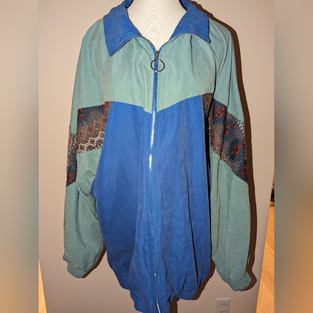 SheIn Geo Chevron Panel Zipper Placket Jacket - Picture 4 of 9